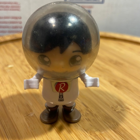 Ryans World Toy Mini Collectible Figure 3 inch Astronaut in White Suit - Picture 1 of 4